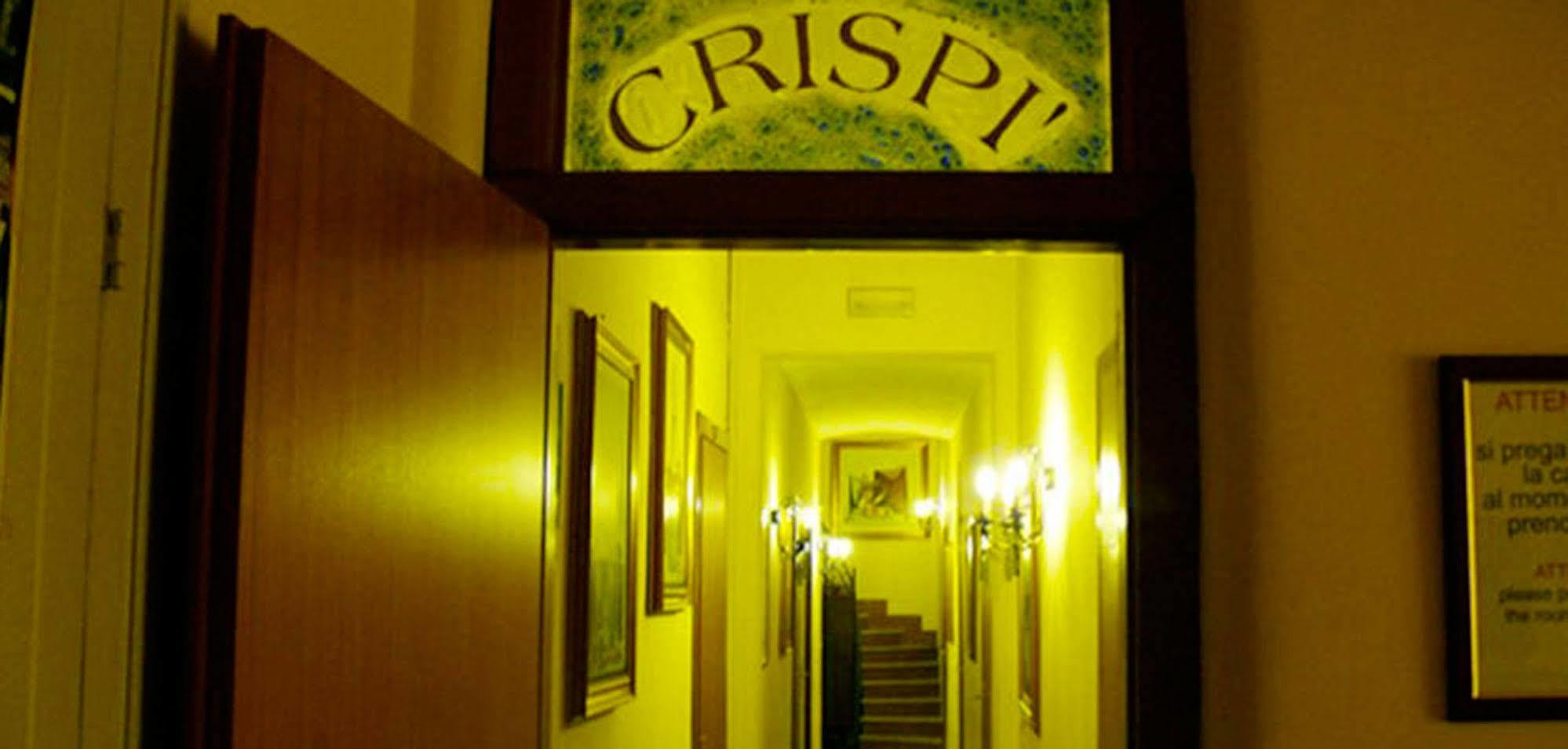 Crispi Rooms 卡塔尼亚 外观 照片